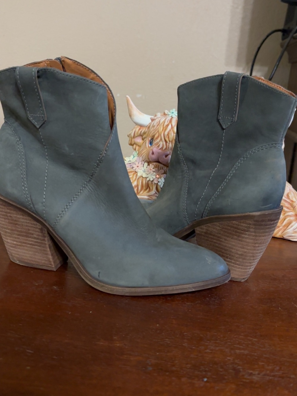 Lucky Brand Slate Gray Nubuck Ankle Booties with Stacked Heel